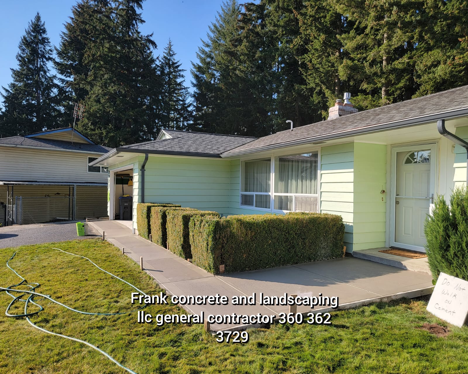 BRUSHED FINISHED CONCRETE