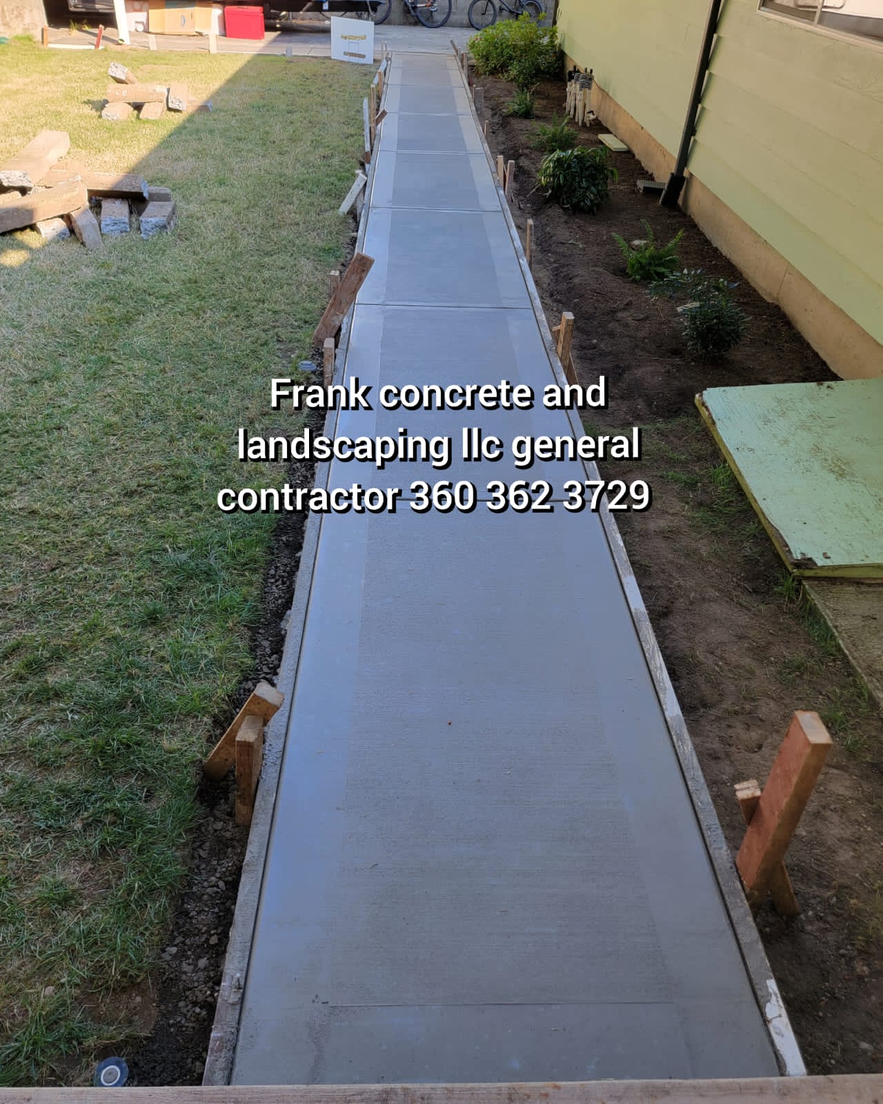 BRUSHED FINISHED CONCRETE