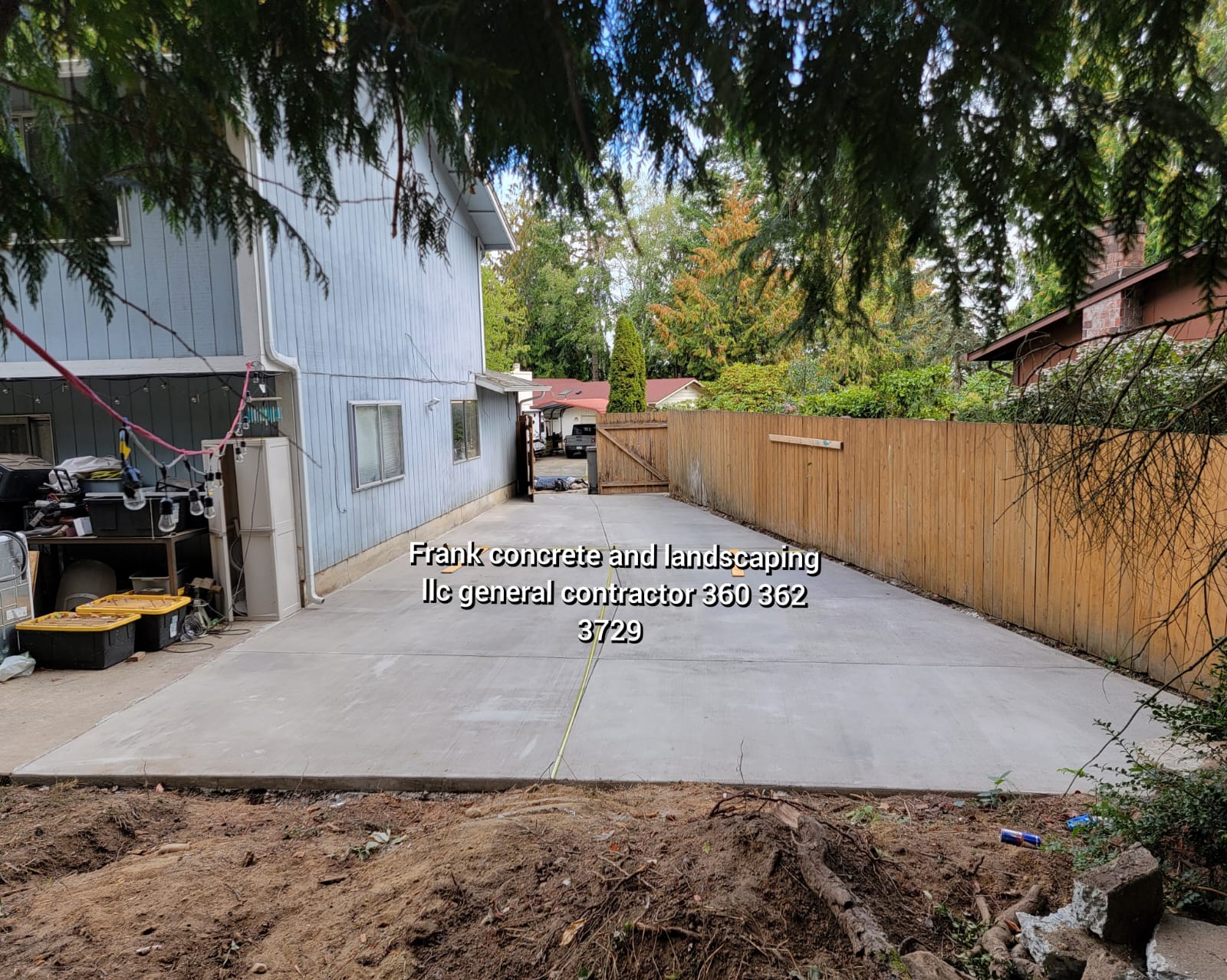 BRUSHED FINISHED CONCRETE