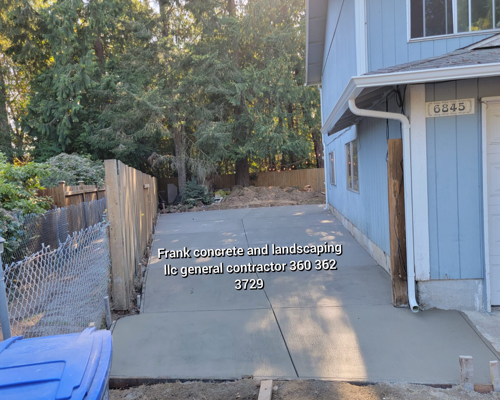 BRUSHED FINISHED CONCRETE