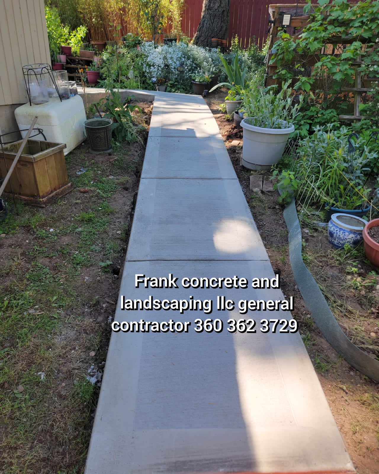 BRUSHED FINISHED CONCRETE